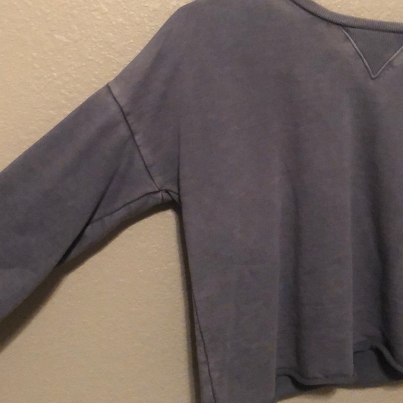 Blue Long sleeve Crop Top - Picture 2 of 3